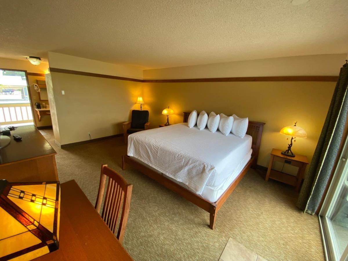 Beachcombers Inn Ґолд-Біч Екстер'єр фото